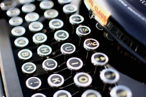 typewriter-1004433_960_720